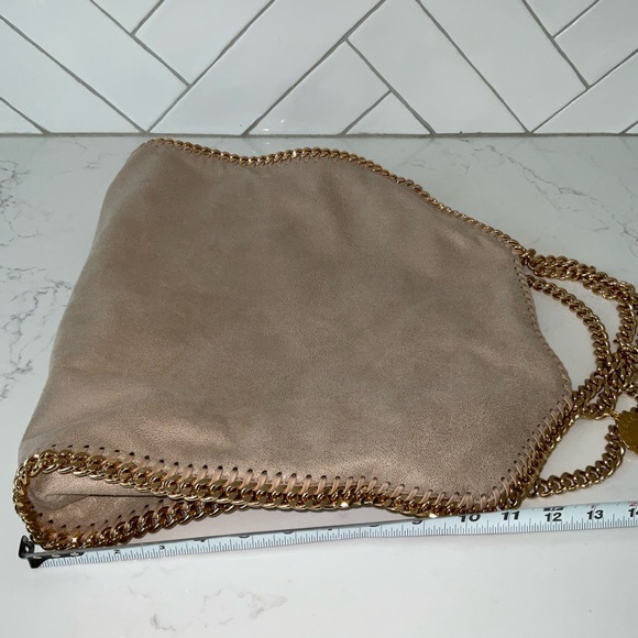 Stella McCartney Falabella Cream Shoulder Bag with Gold Chain - Picture 13 of 16